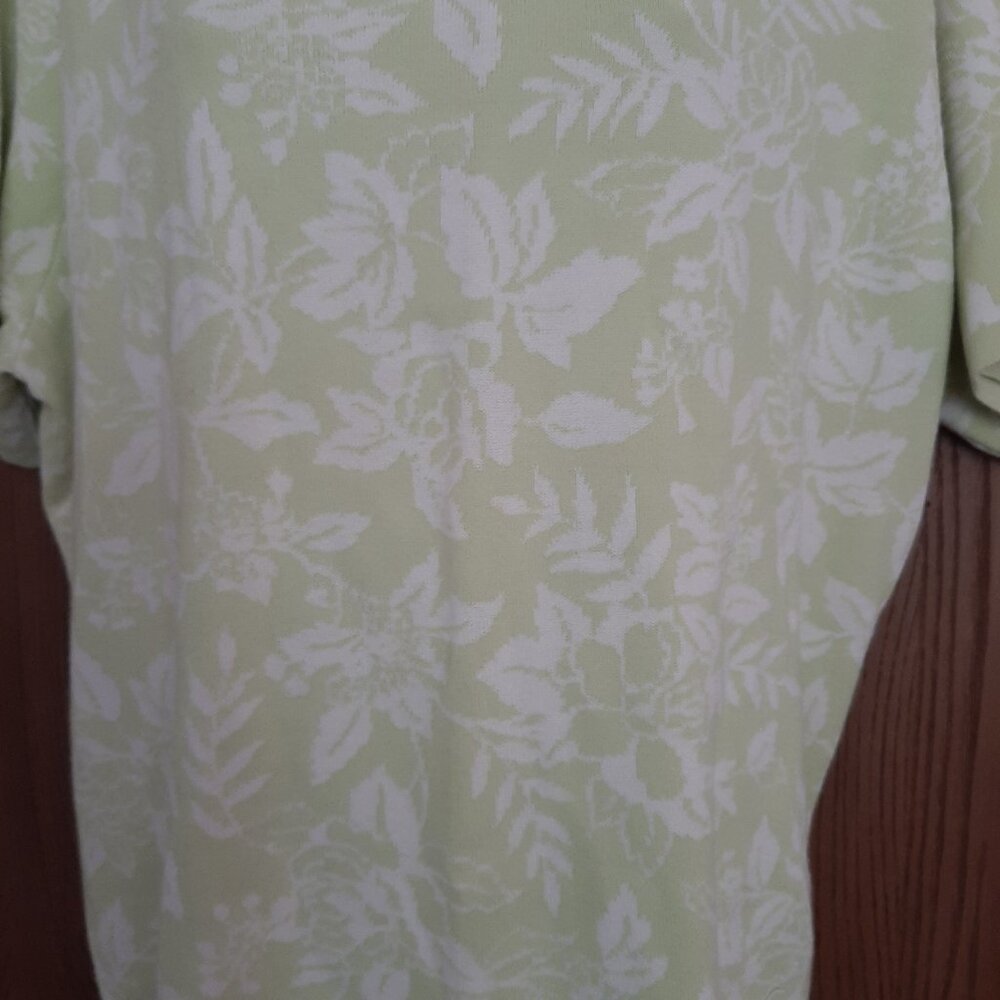 Vintage Talbots Made In Italy Green White Floral Short Sleeve Top 3X - Picture 3 of 5